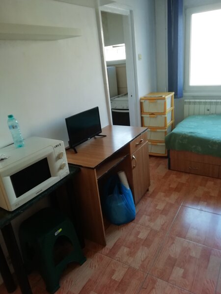 Drumul Taberei, Crinul de Padure,